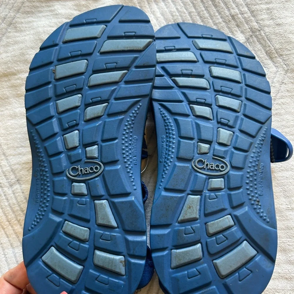 Chaco Z1 Classic Hiking Sandals Youth Size 4 Eco Tread Blue Water Shoe